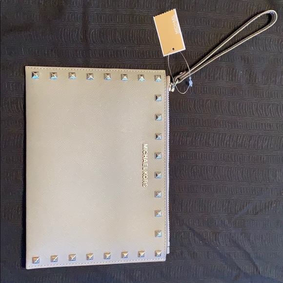 Michael Kors Handbags - Clutch